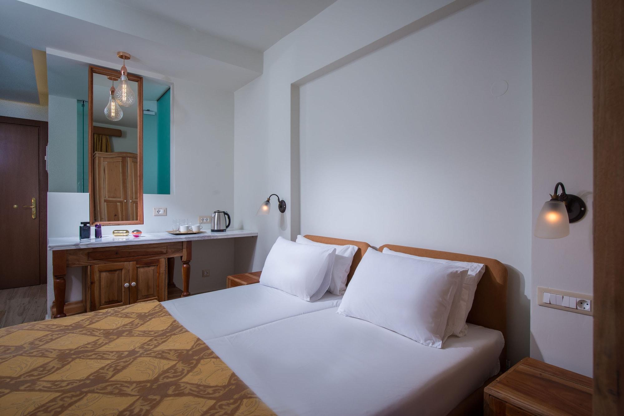 Anesis Blue Boutique Hotel 3*